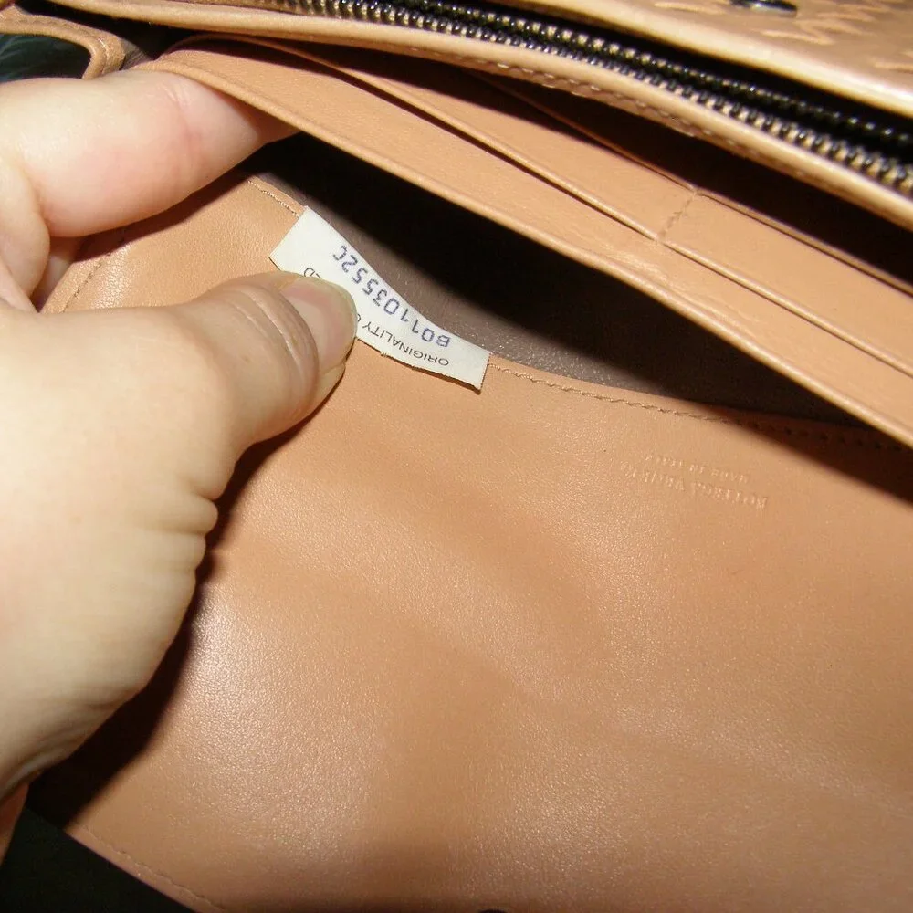 Bottega Veneta Intrecciato Nude/Tan Flap Wallet EUC